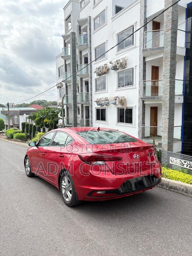 Hyundai Elantra 2020 Red