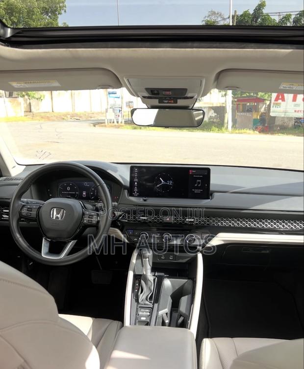 Honda Accord Hybrid 2024 White