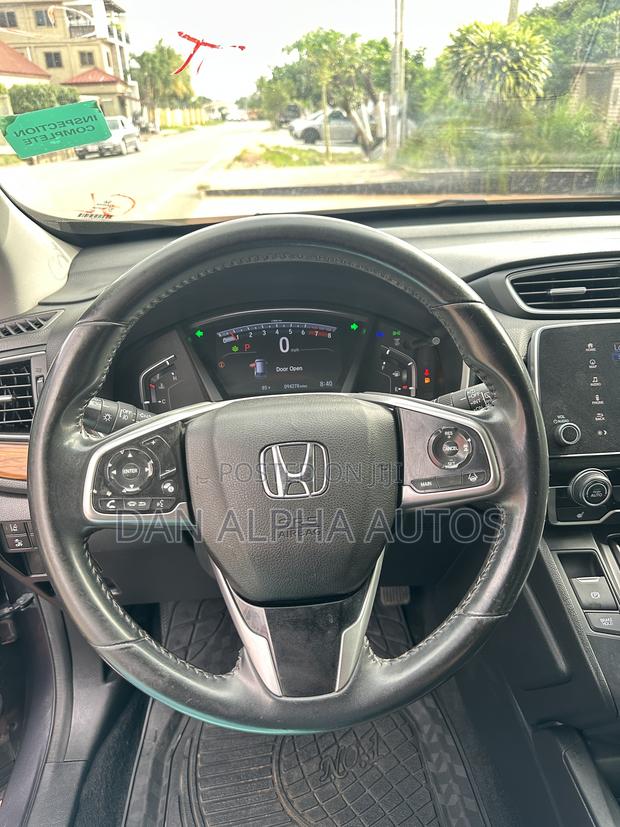 Honda CR-V Touring AWD 2019 Gray