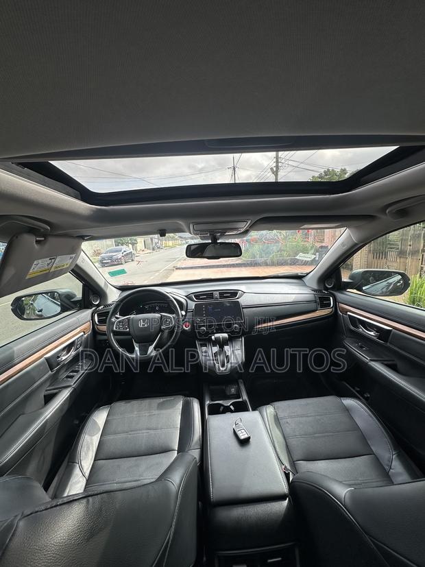 Honda CR-V Touring AWD 2019 Gray