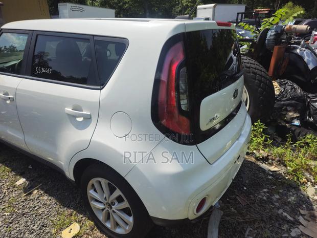 Kia Soul 2019 White