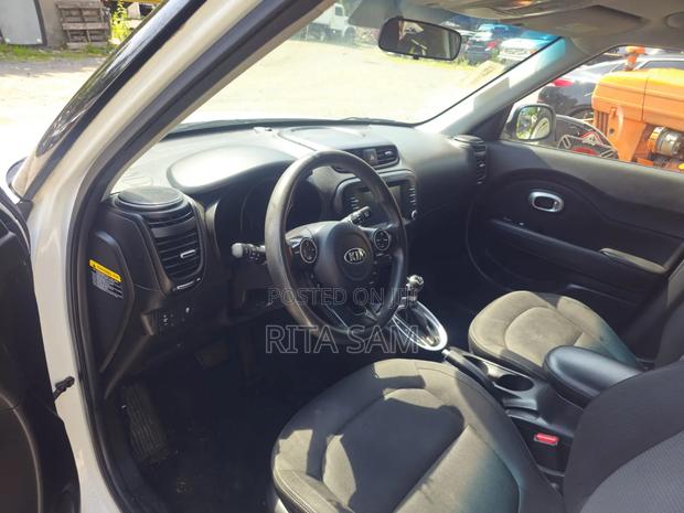 Kia Soul 2019 White