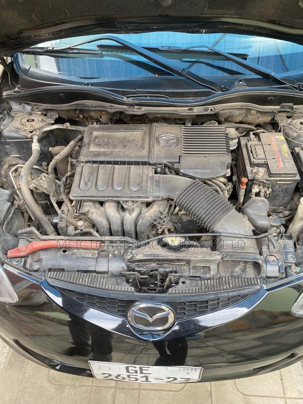 Mazda 2 2015 Black