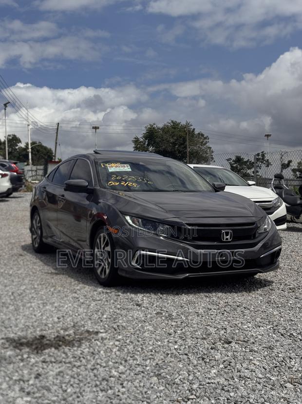 Honda Civic EX Sedan 2019 Gray