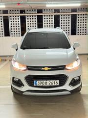 Chevrolet Trax 2020 White for sale