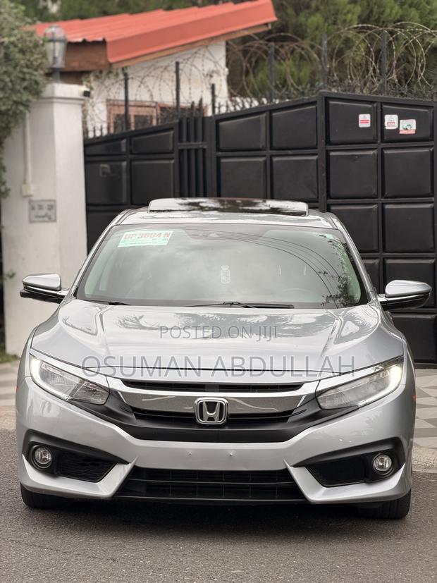 Honda Civic Touring Sedan 2018 Silver
