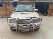 Nissan Hardbody 2000 Gold for sale