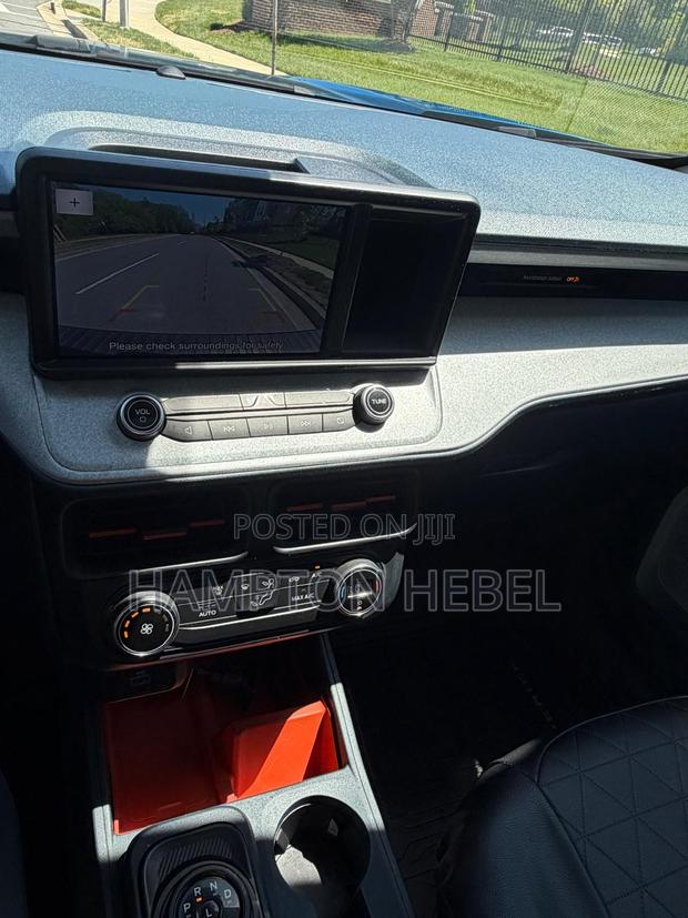 Ford Maverick 2022 Blue