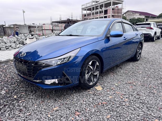 Hyundai Elantra 2021 Blue