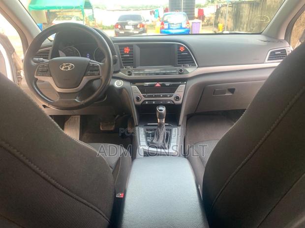 Hyundai Elantra Sport 2018 White
