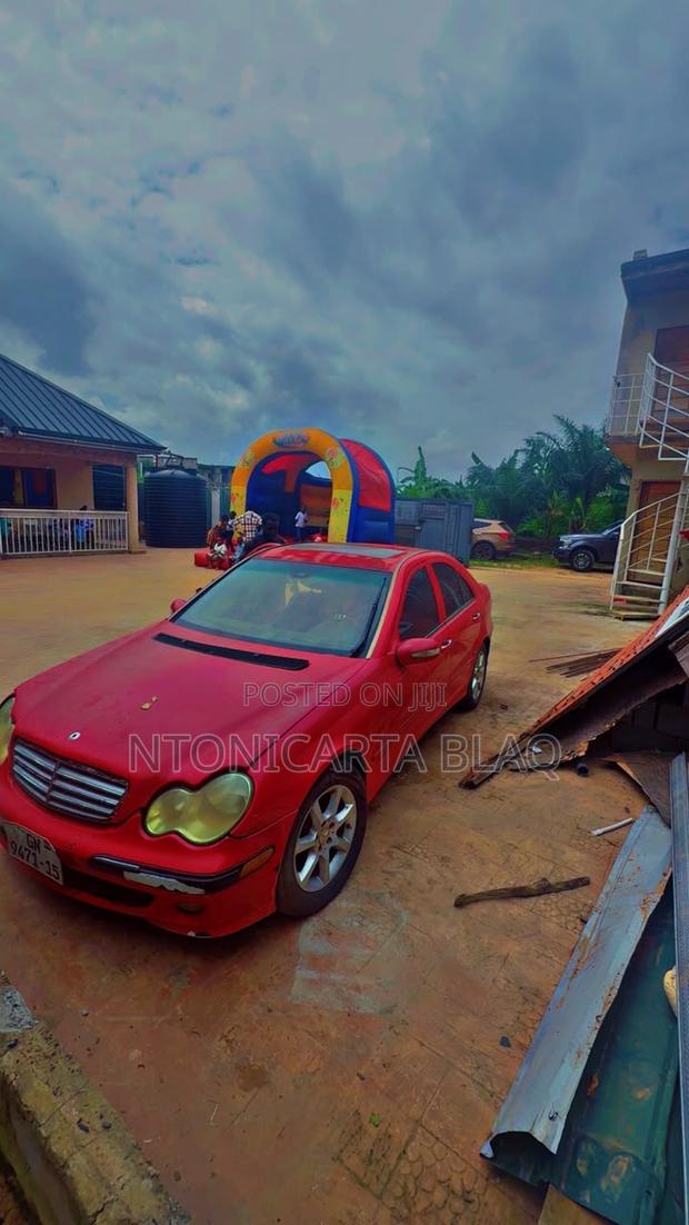 Mercedes-Benz C280 2009 Red