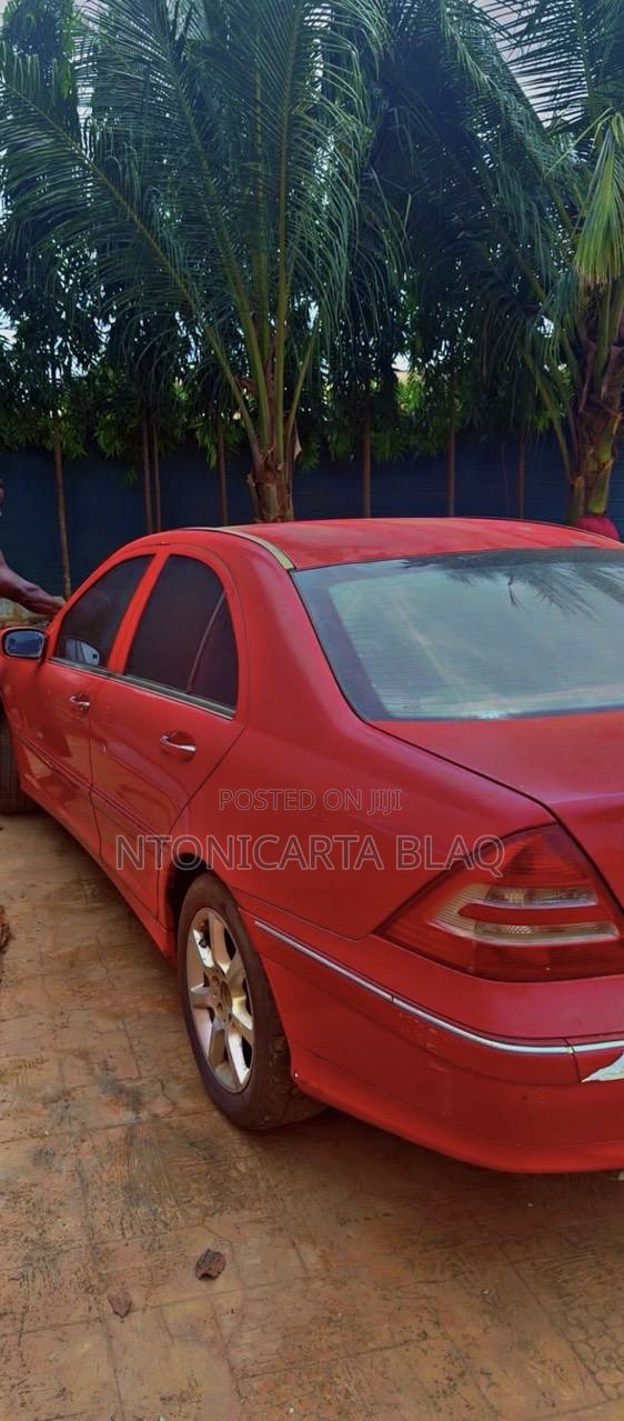 Mercedes-Benz C280 2009 Red