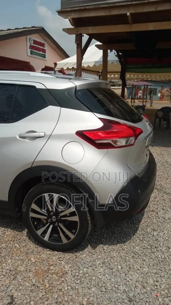 Nissan Kicks 2020 Silver