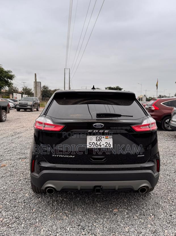 Ford Edge Titanium 2021 Black