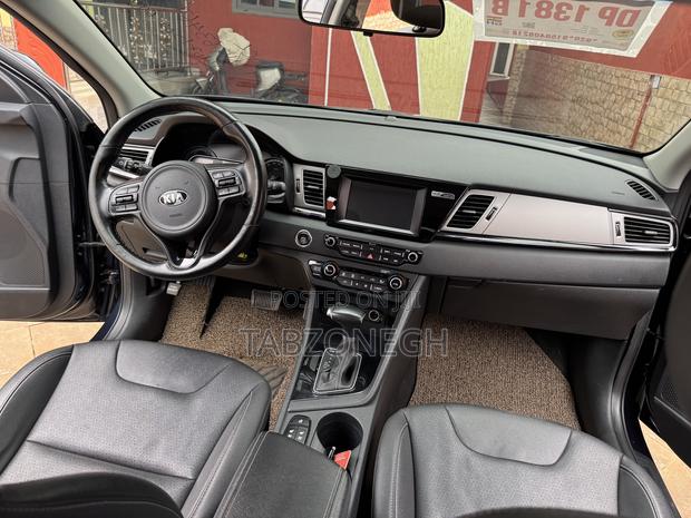 Kia Niro 2017 Black