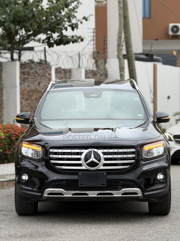 Mercedes-Benz GLB-Class GLB 250 2024 Black