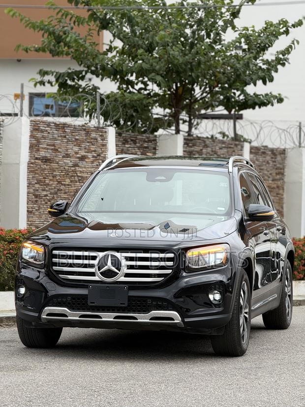 Mercedes-Benz GLB-Class GLB 250 2024 Black
