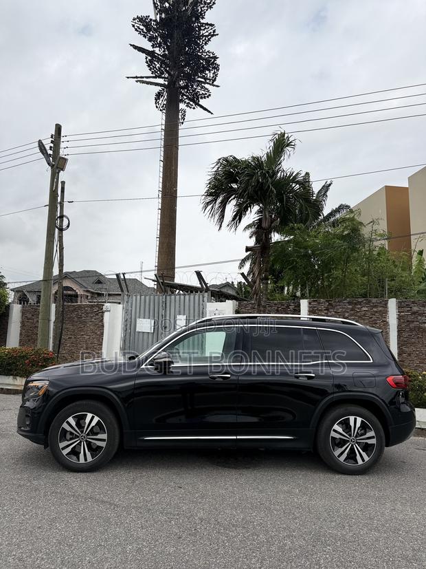 Mercedes-Benz GLB-Class GLB 250 2024 Black