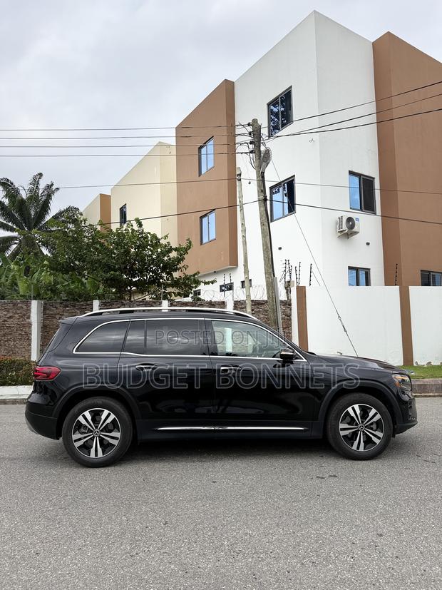 Mercedes-Benz GLB-Class GLB 250 2024 Black