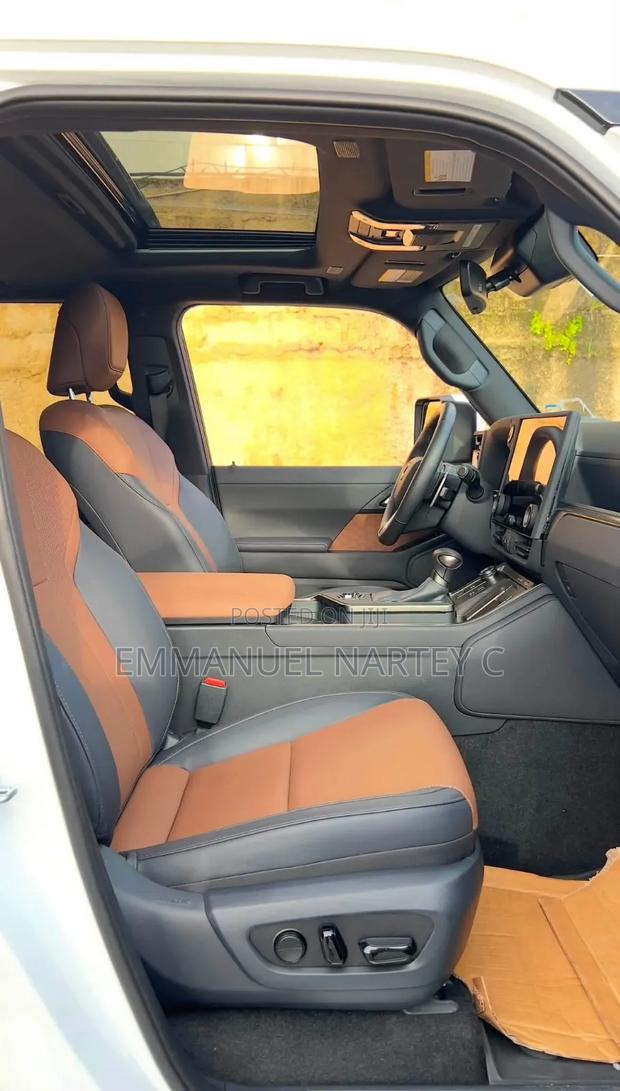 Lexus GX 2025 Off white