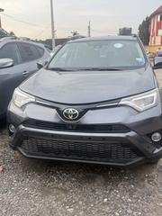 Toyota RAV4 2018 Gray for sale