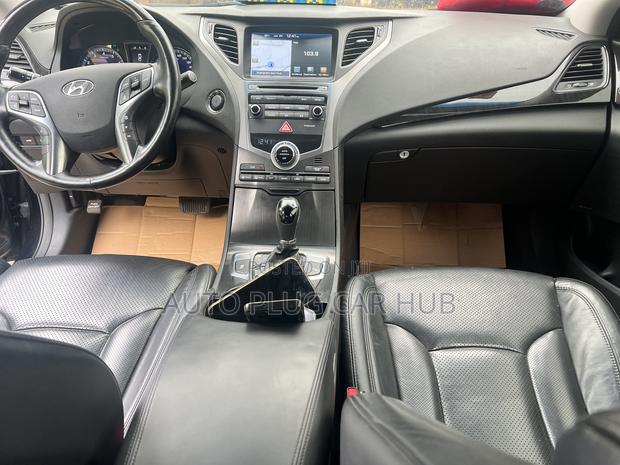 Hyundai Grandeur 2015 Black