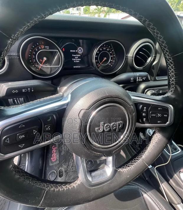Jeep Gladiator 2023 Gray