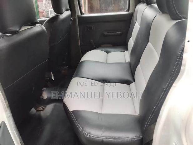 Nissan Hardbody 2012 White