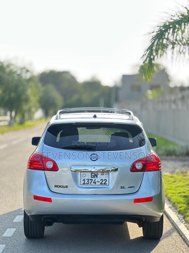 Nissan Rogue 2015 Silver