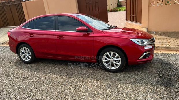 MG MG5 2021 Red