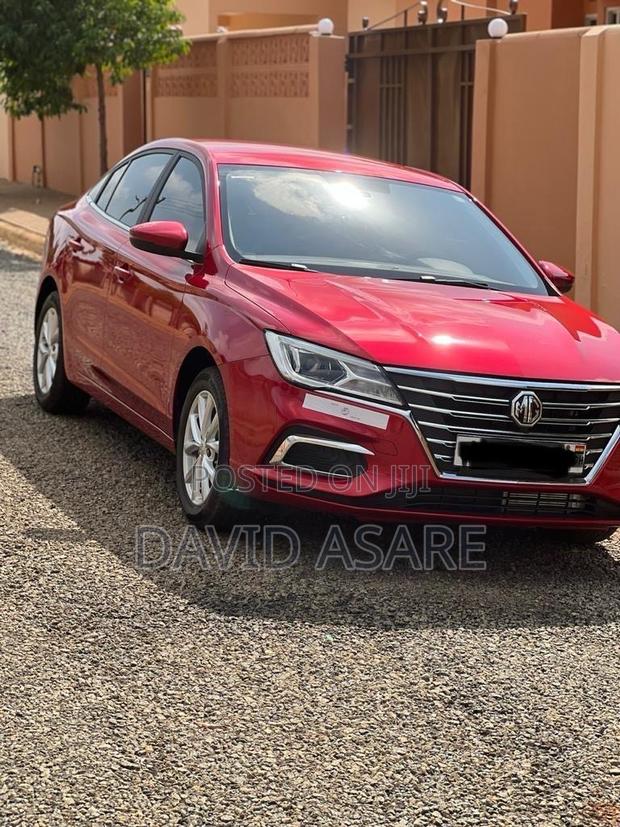 MG MG5 2021 Red