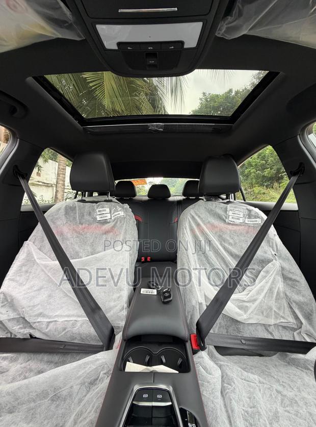 MG MG5 180DVVT CVT Luxury 2025 White