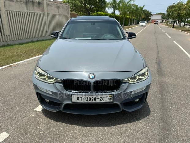 BMW X6 xDrive35i 4x4 Coupe (3.0L 6cyl 8A) 2012