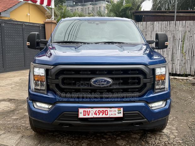 Ford F-150 XLT 2022 Blue