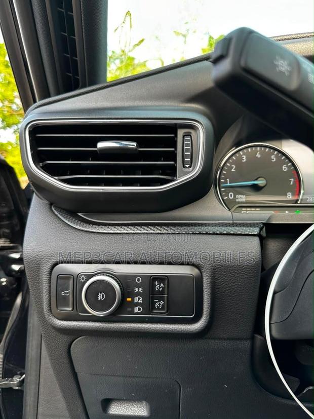 Ford Explorer ST-Line 2023 Black