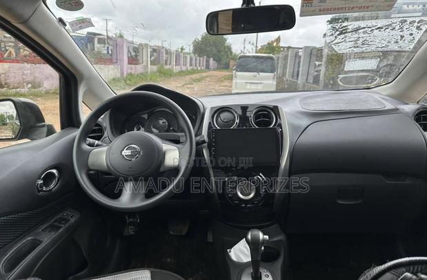 Nissan Note 2013 Burgundy