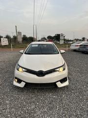 Scion iM 2015 White for sale