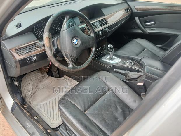 BMW 525i 2009 Silver
