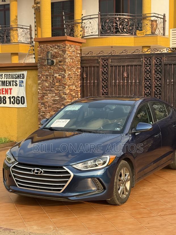 Hyundai Elantra Value Edition 2018 Blue