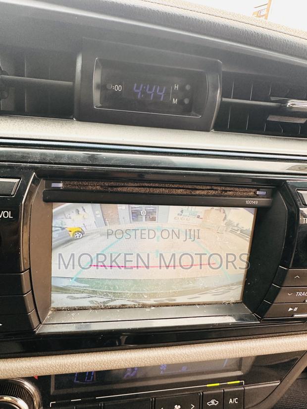 Toyota Corolla LE 4dr Sedan (1.8L 4cyl CVT) 2015 Blue
