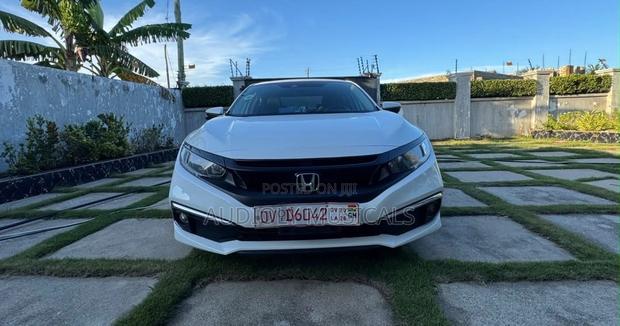 Honda Civic 2019 Gray