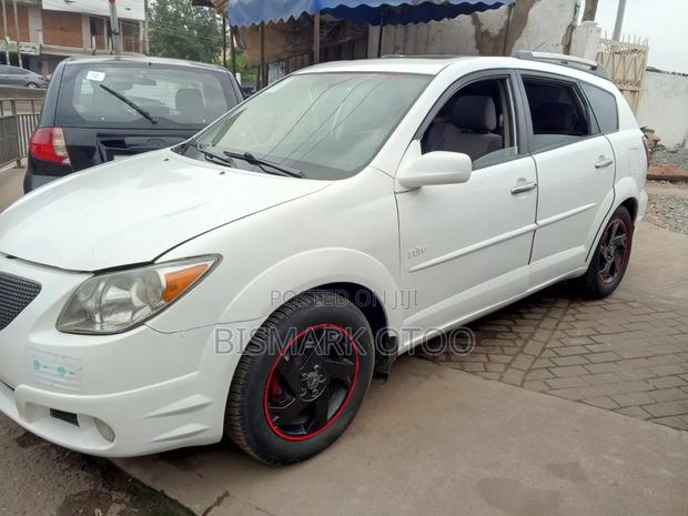 Pontiac Vibe 2008 White
