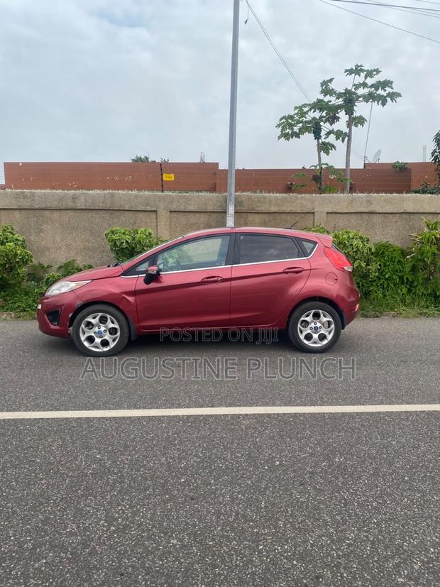Ford Focus 2014 Red