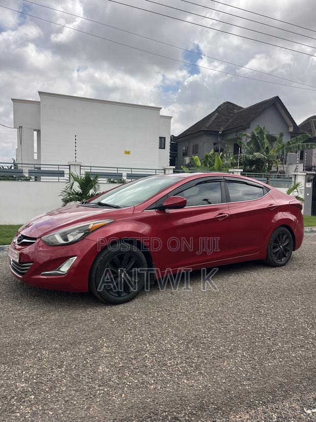 Hyundai Elantra 2015 Red
