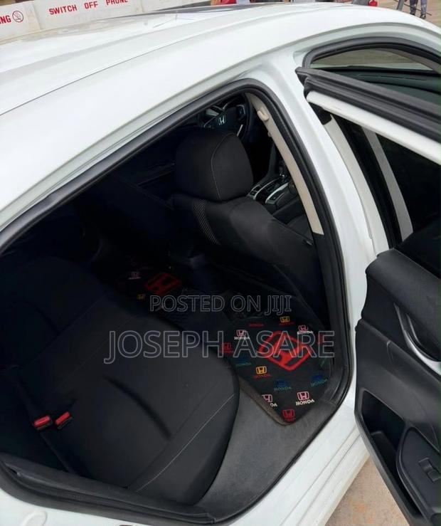 Honda Civic EX Sedan 2018 White