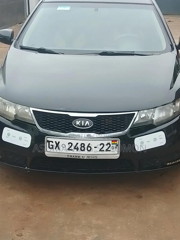 Kia Forte EX Hatchback 2013 Black