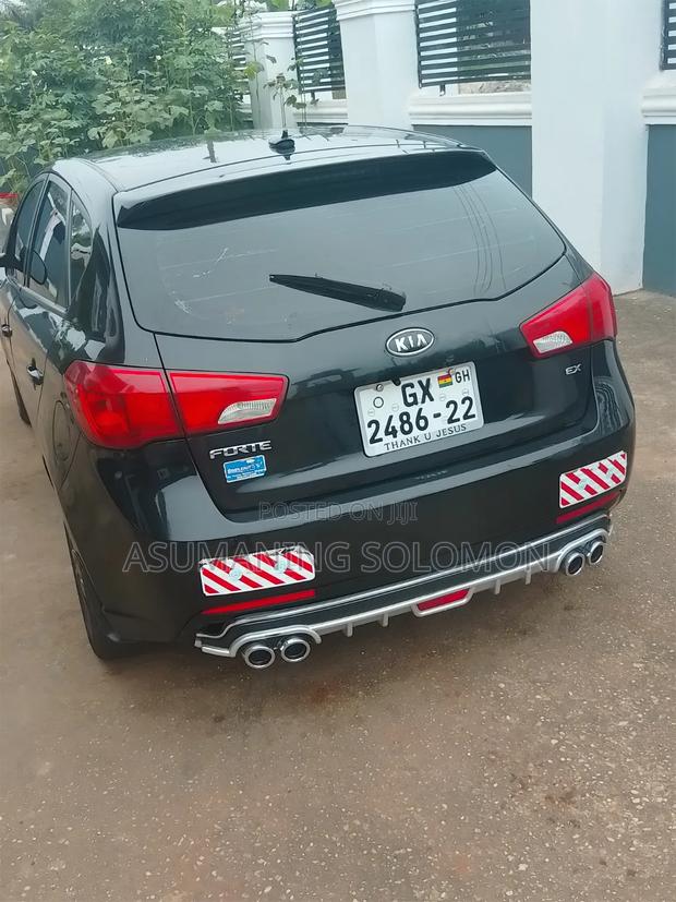 Kia Forte EX Hatchback 2013 Black