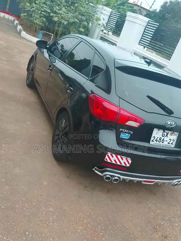 Kia Forte EX Hatchback 2013 Black