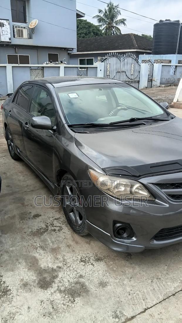 Toyota Corolla S Manual 2012 Gray