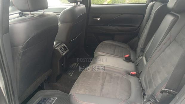 Mitsubishi Outlander SE S-AWC 2020 Silver